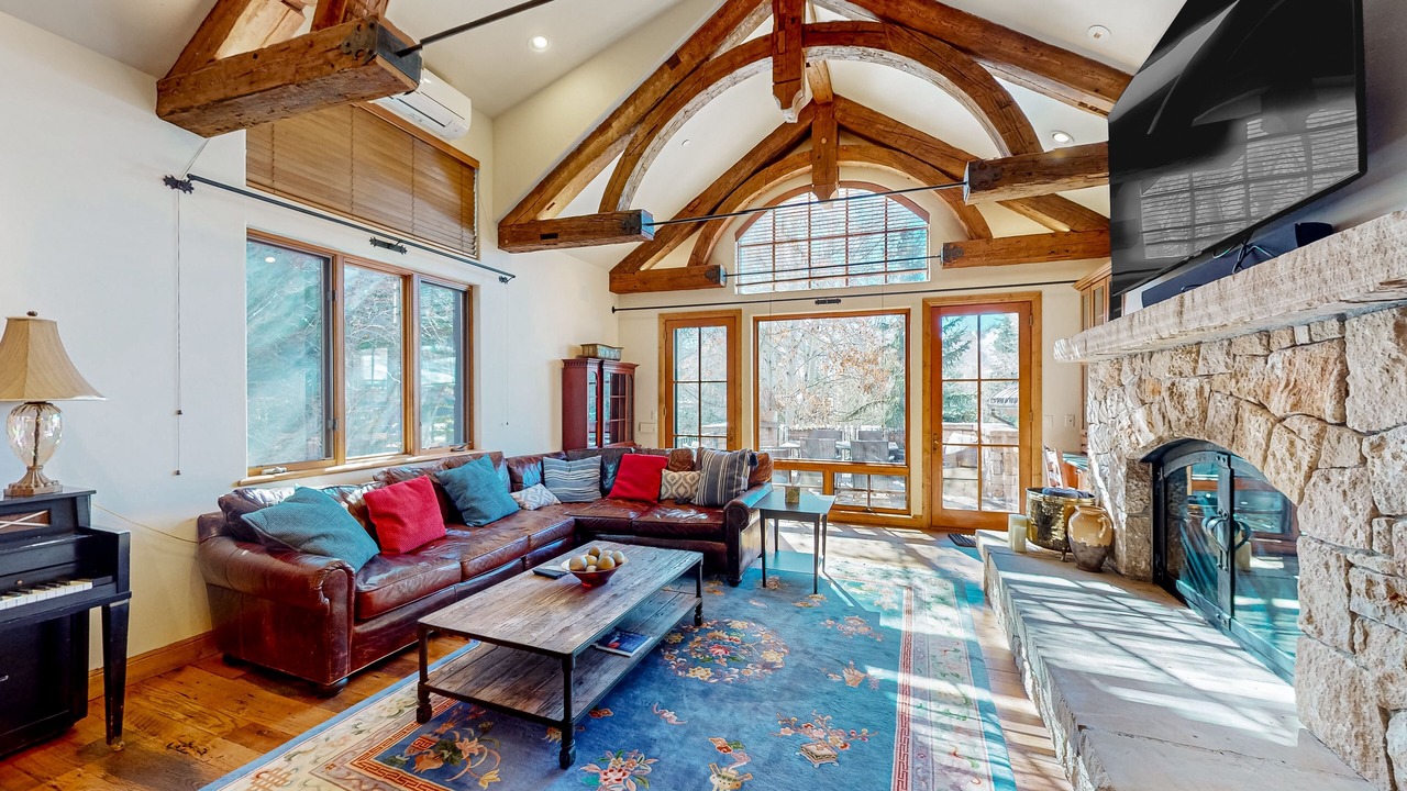 Photo of Livingroom in Aspen