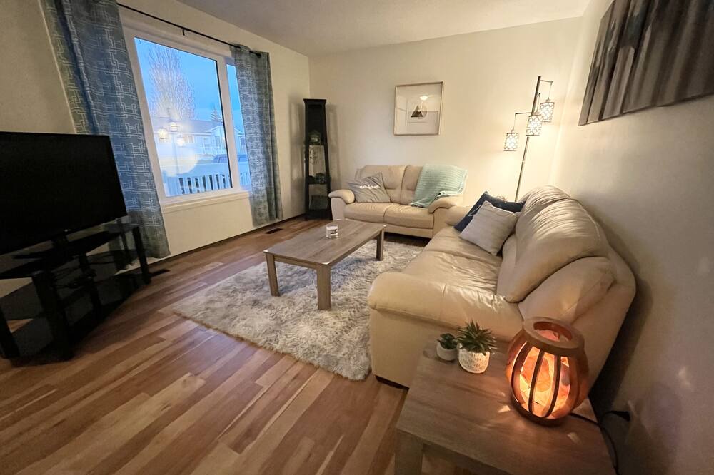 Photo of Livingroom in North Battleford
