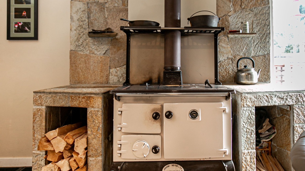 Photo of Kitchen in Juan de Fuca Electoral Area