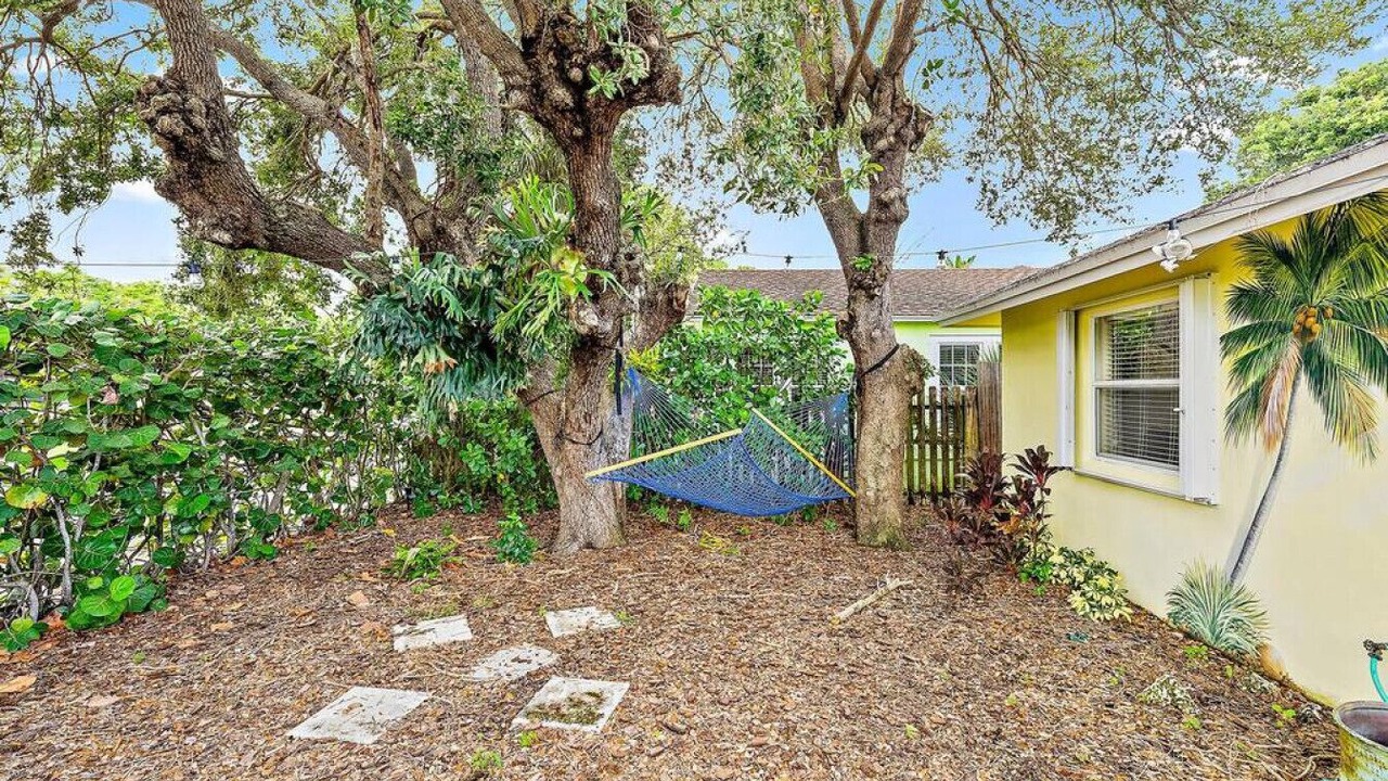Photo of Outdoor in Parrot Cove