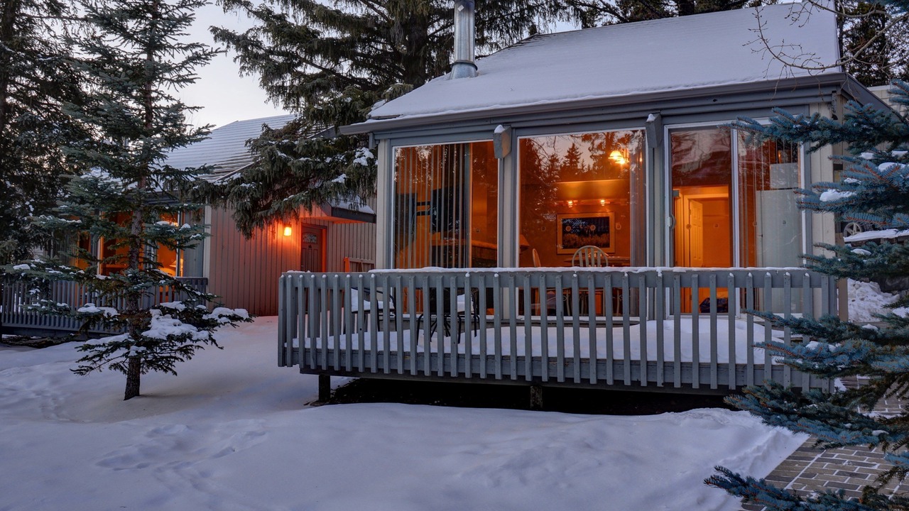 Photo of Outdoor in Banff