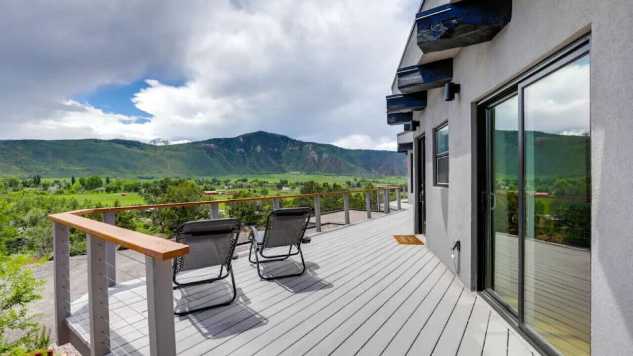 Photo of Outdoor in Emma