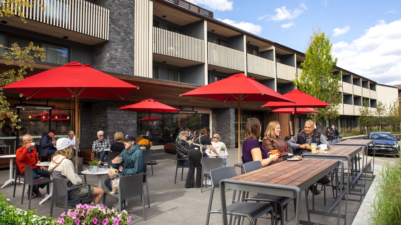 Photo of Others in Banff