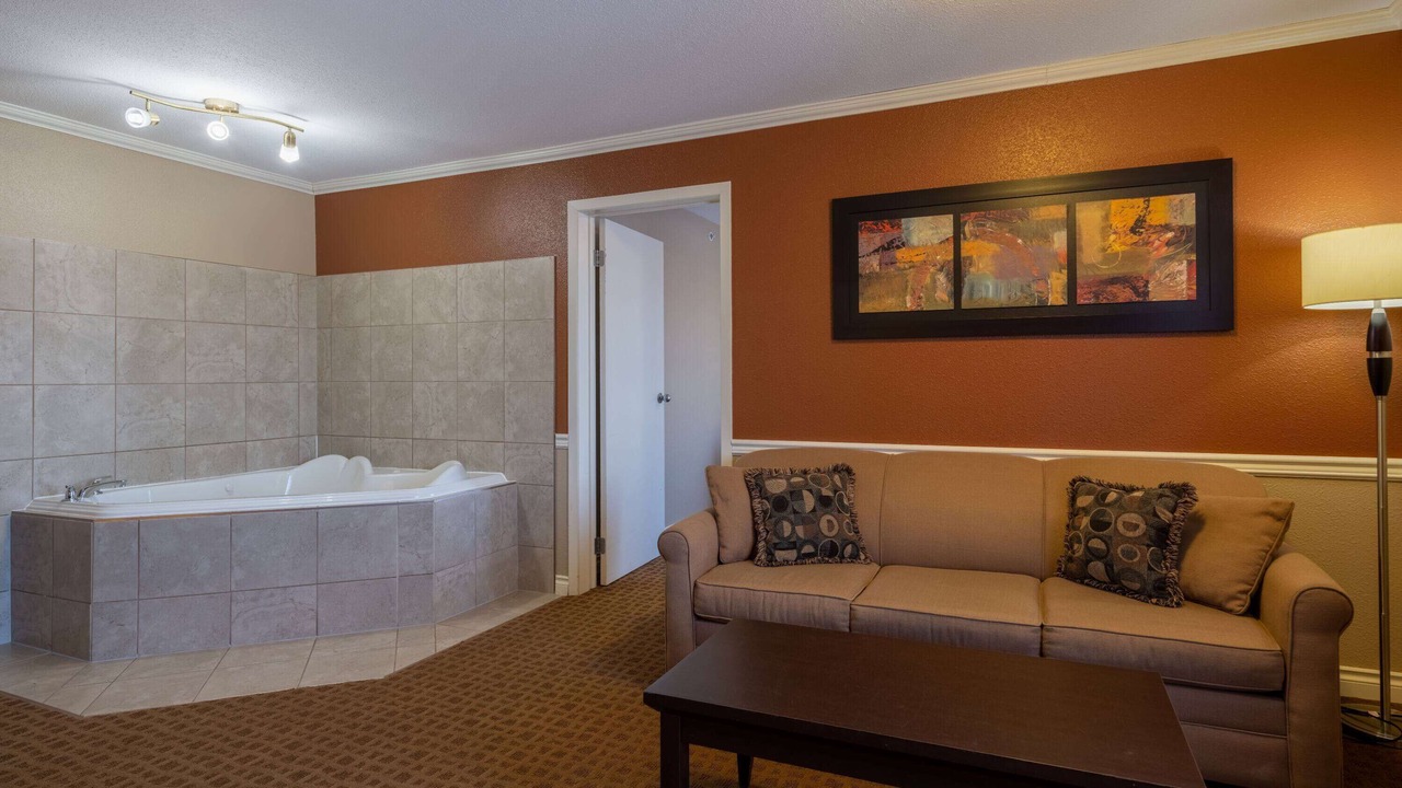 Photo of Bathroom in Leduc