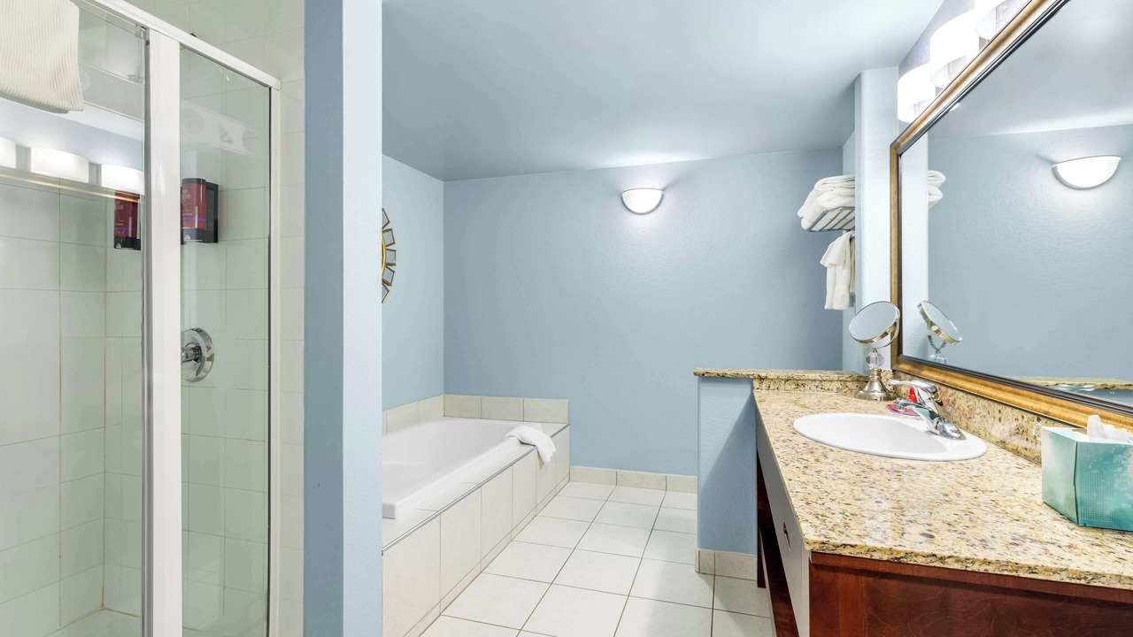 Photo of Bathroom in Drumheller