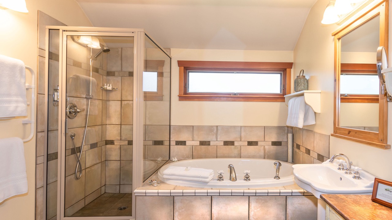 Photo of Bathroom in Ganges