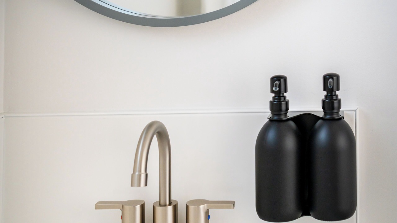 Photo of Bathroom in Okanagan-Similkameen