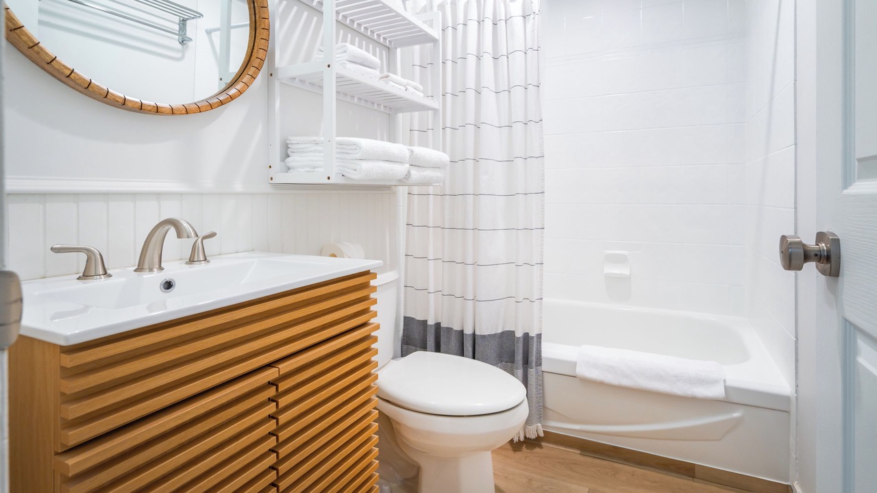 Photo of Bathroom in Okanagan-Similkameen