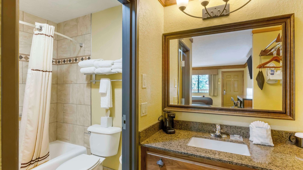 Photo of Bathroom in Red River