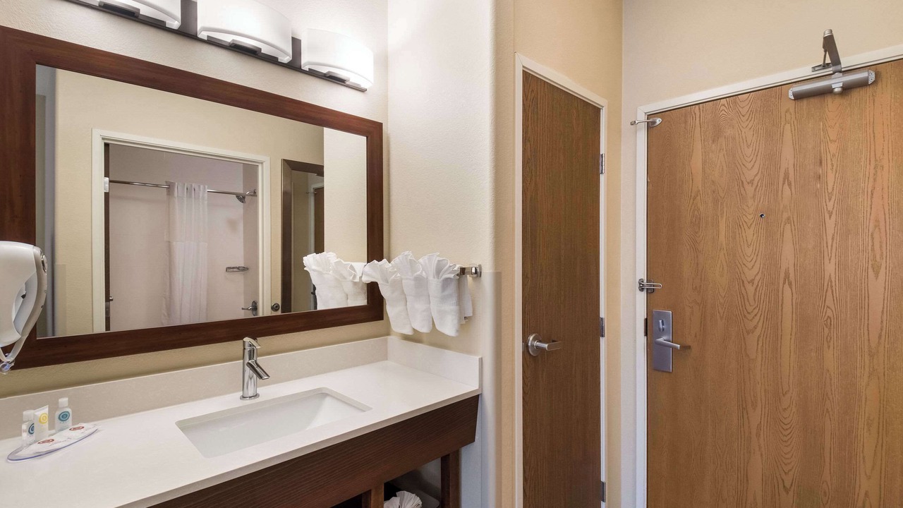 Photo of Bedroom in Fort Morgan