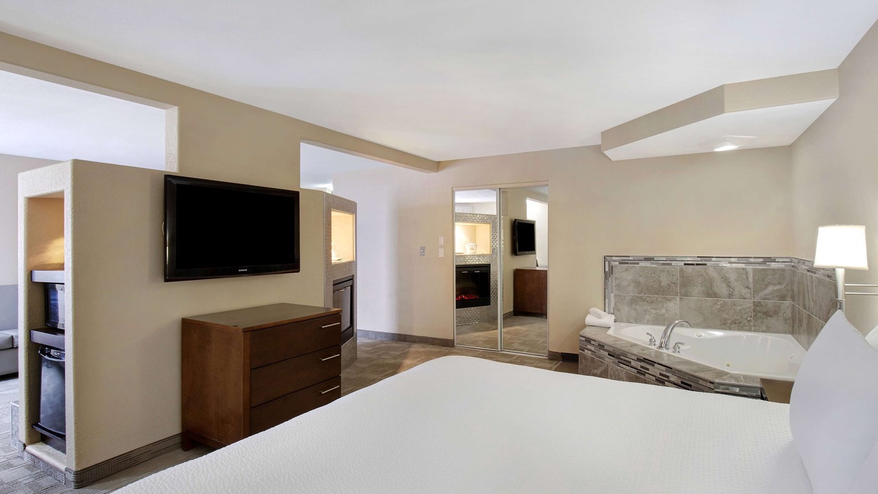 Photo of Livingroom in Medicine Hat