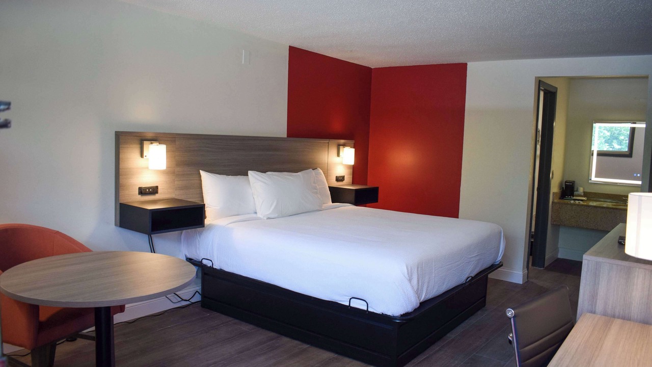 Photo of Bedroom in Fairview Park