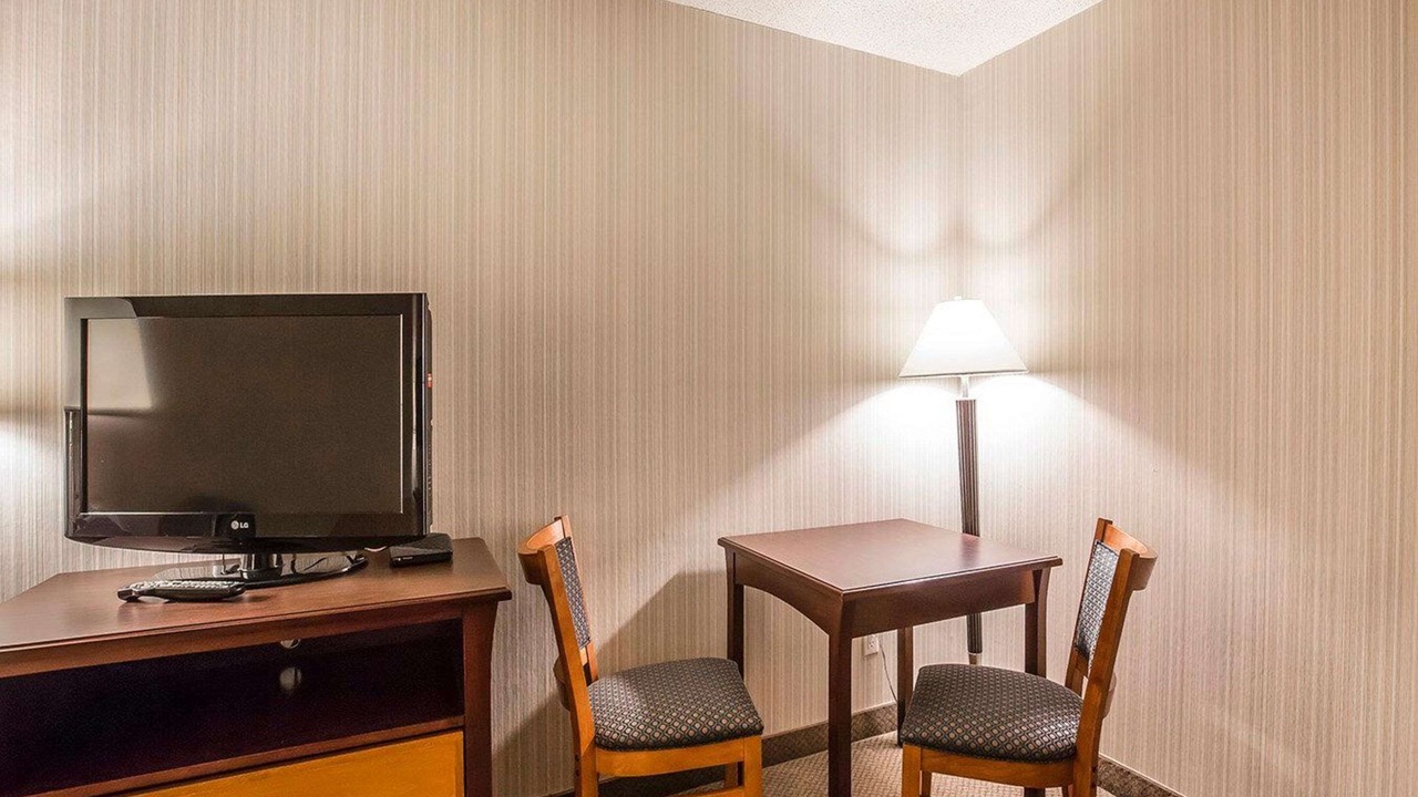 Photo of Bedroom in Red Deer