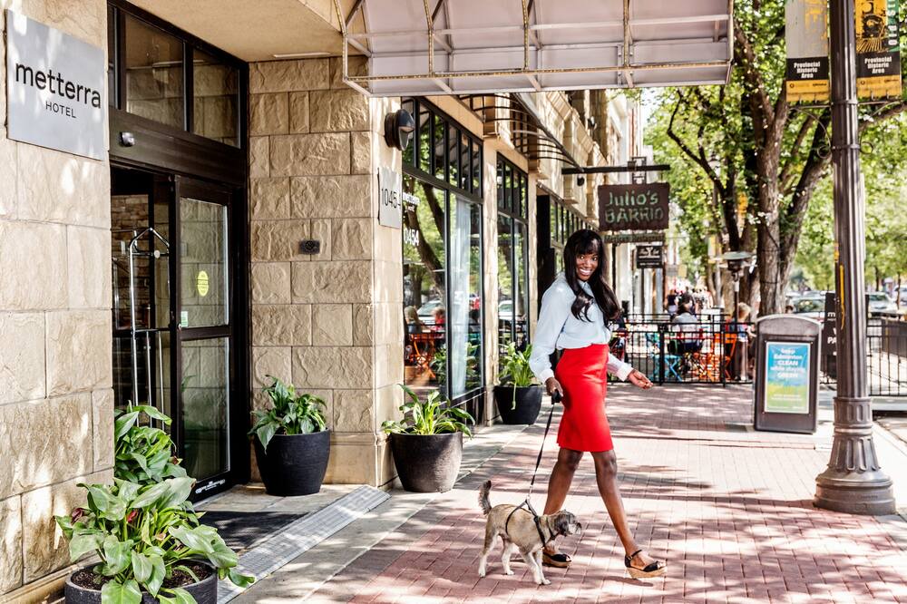 Photo of Outdoor in Whyte ave