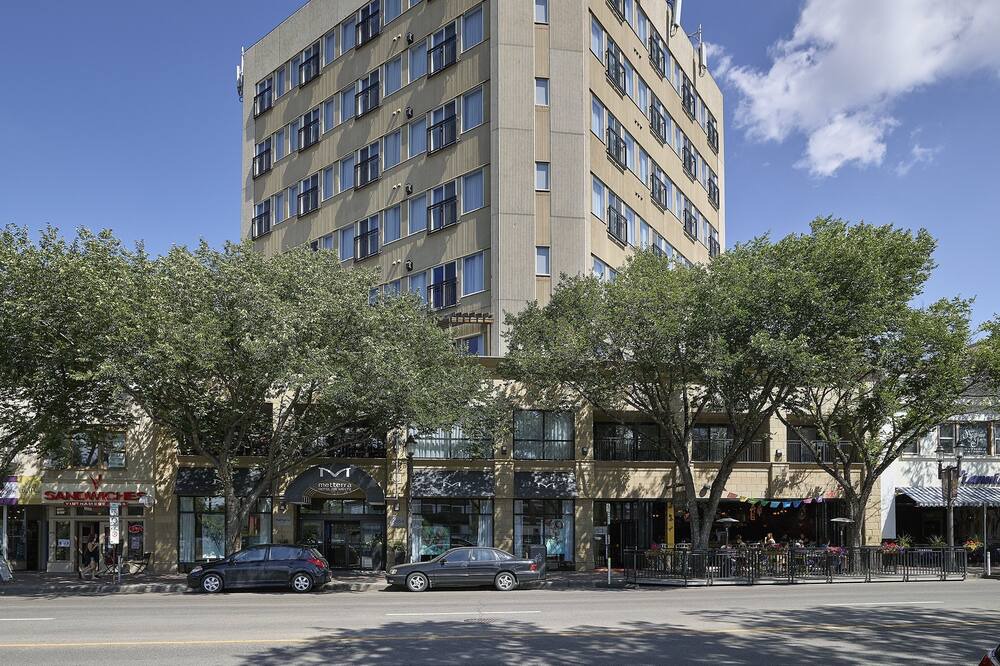 Photo of Outdoor in Whyte ave