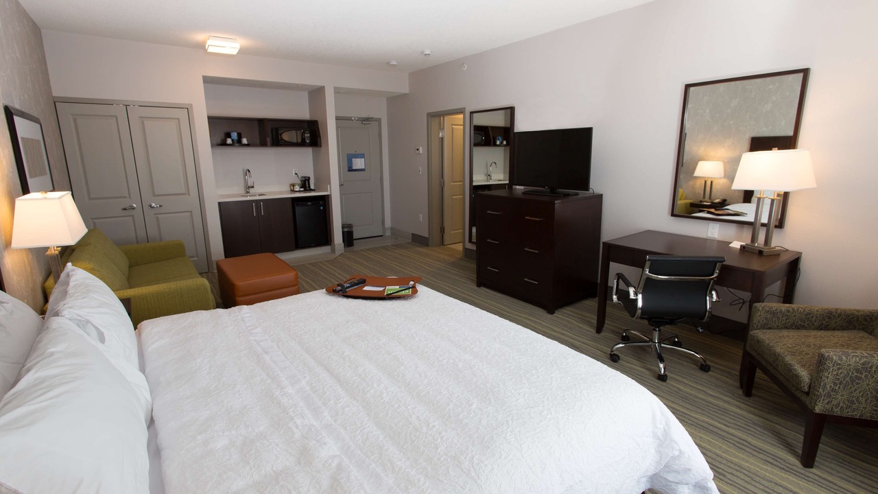 Photo of Bedroom in County of Vermilion River