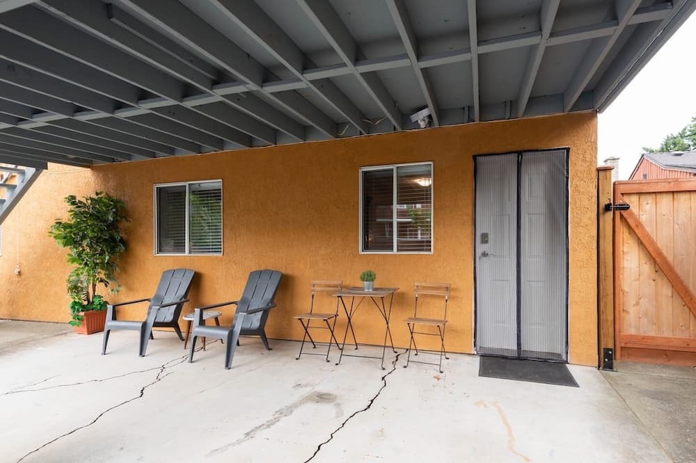 Photo of Patio Balcony in Burnaby