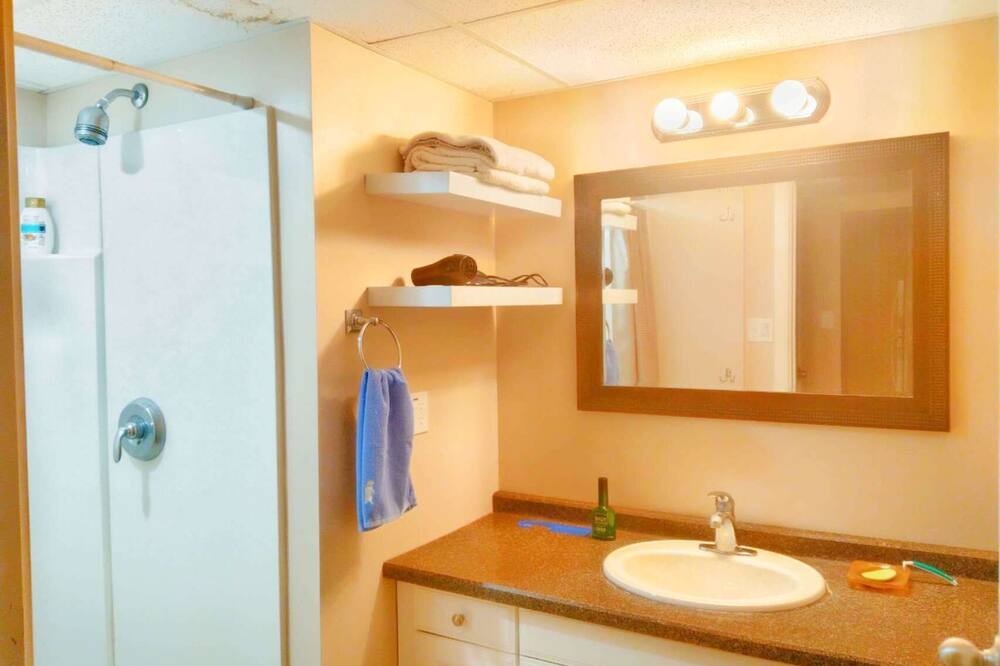 Photo of Bathroom in North Battleford