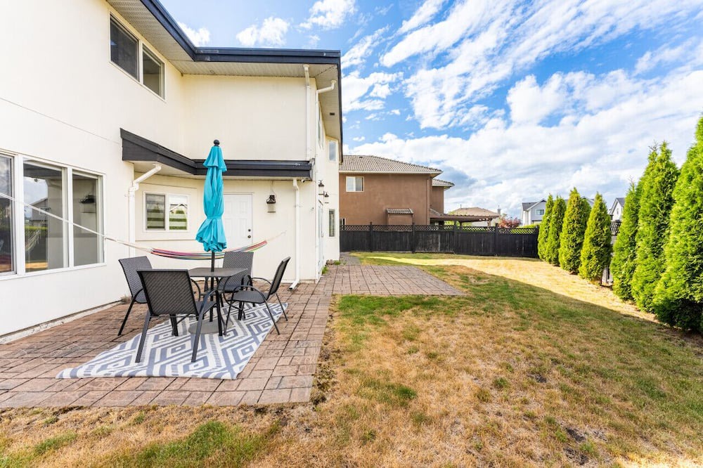 Photo of Outdoor in Queensborough