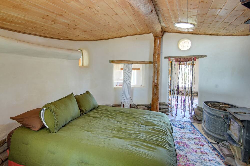 Photo of Bedroom in Crestone