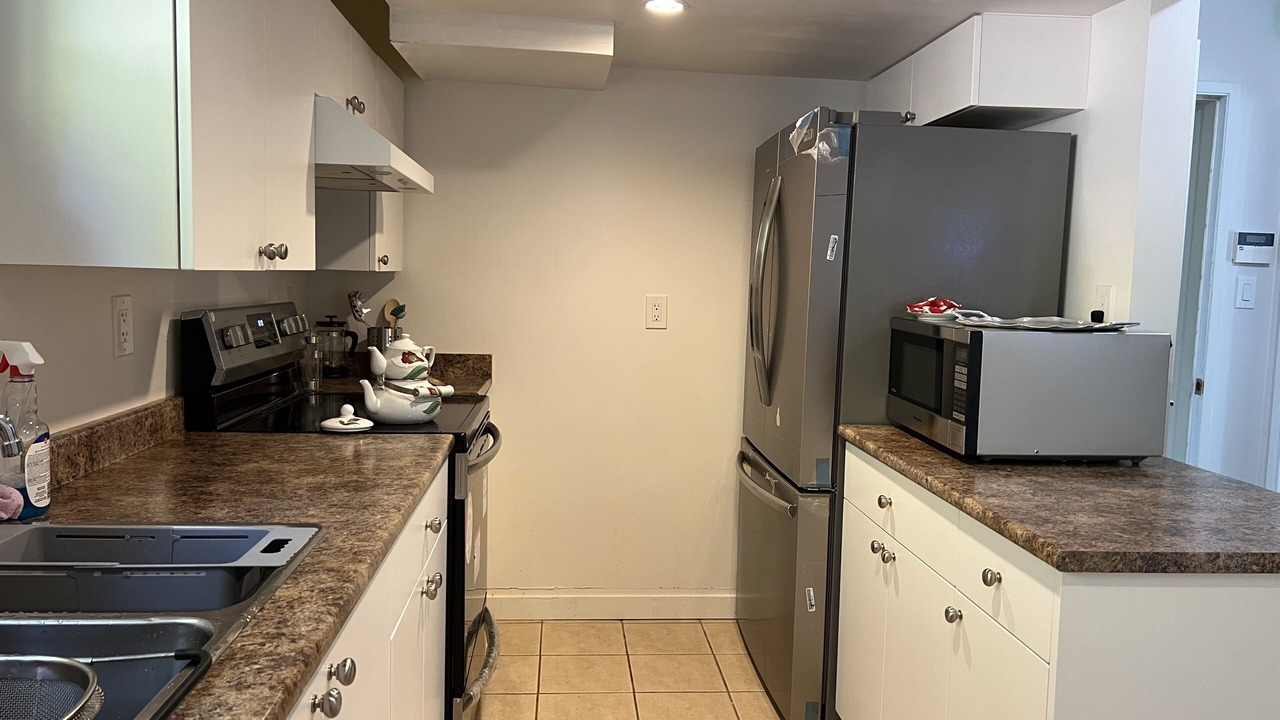 Photo of Kitchen in West Vancouver