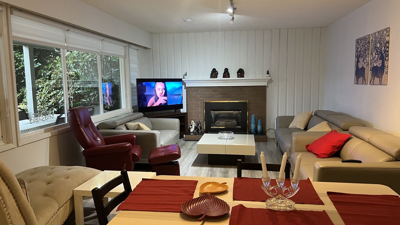 Photo of Livingroom in West Vancouver