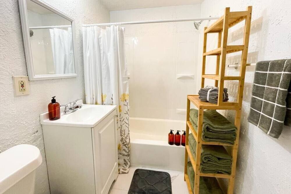 Photo of Bathroom in Garfield Heights