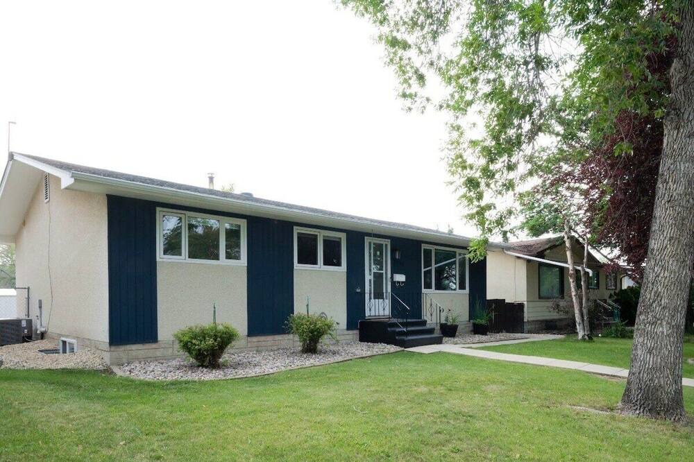 Photo of Outdoor in Leduc