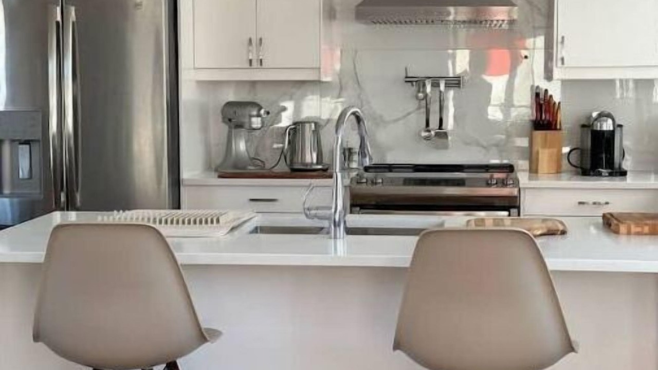 Photo of Kitchen in Lower Lonsdale