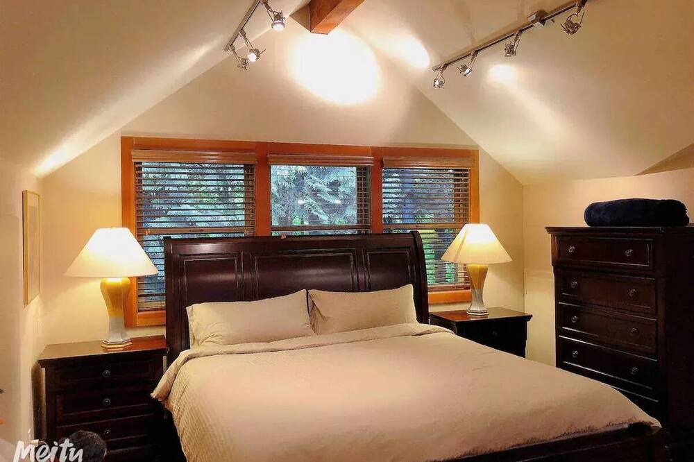 Photo of Bedroom in Surrey