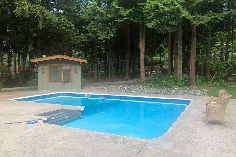 Photo of Outdoor in Surrey