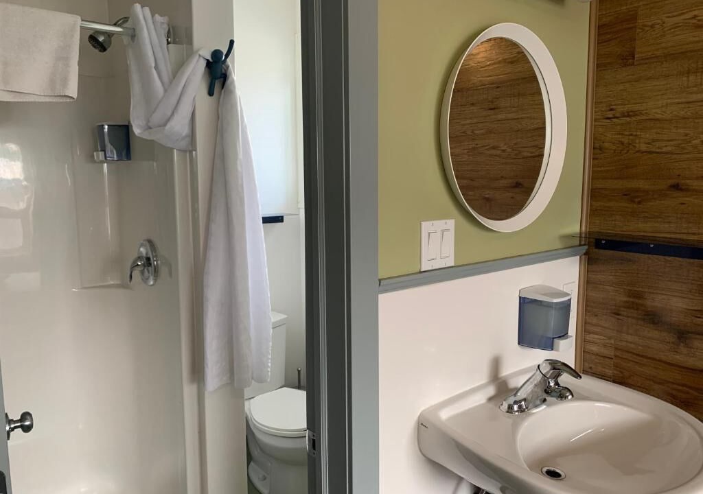 Photo of Bathroom in Jasper