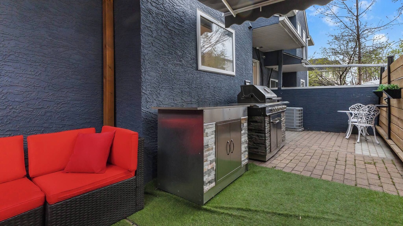 Photo of Outdoor in Crescent Heights