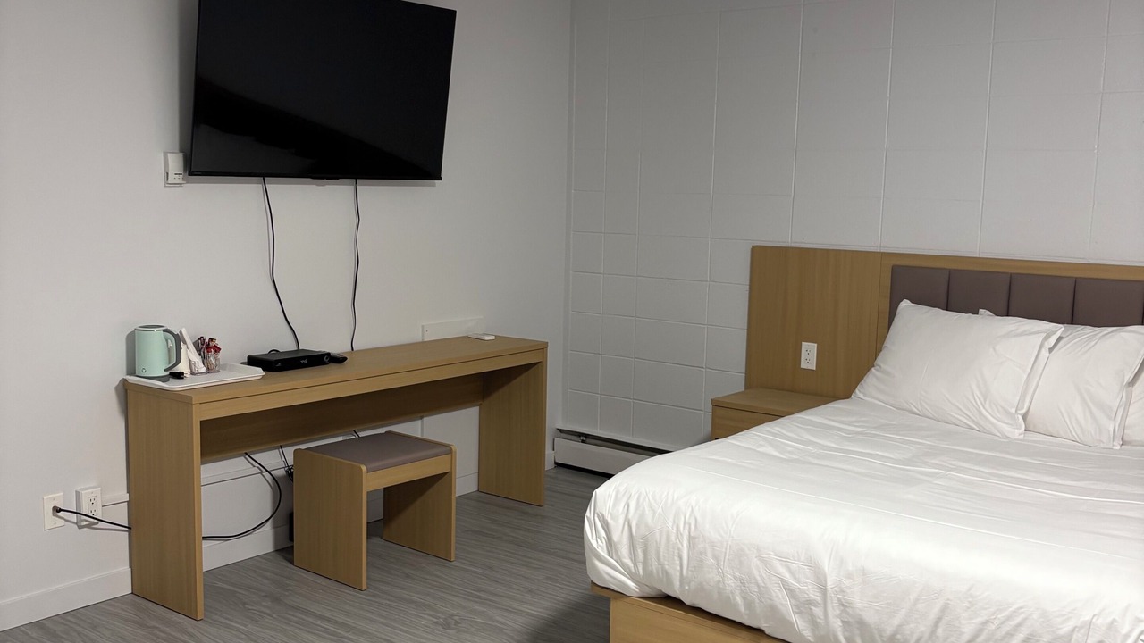 Photo of Bedroom in Jasper Place