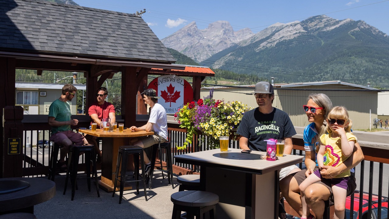 Photo of Patio Balcony in East Kootenay