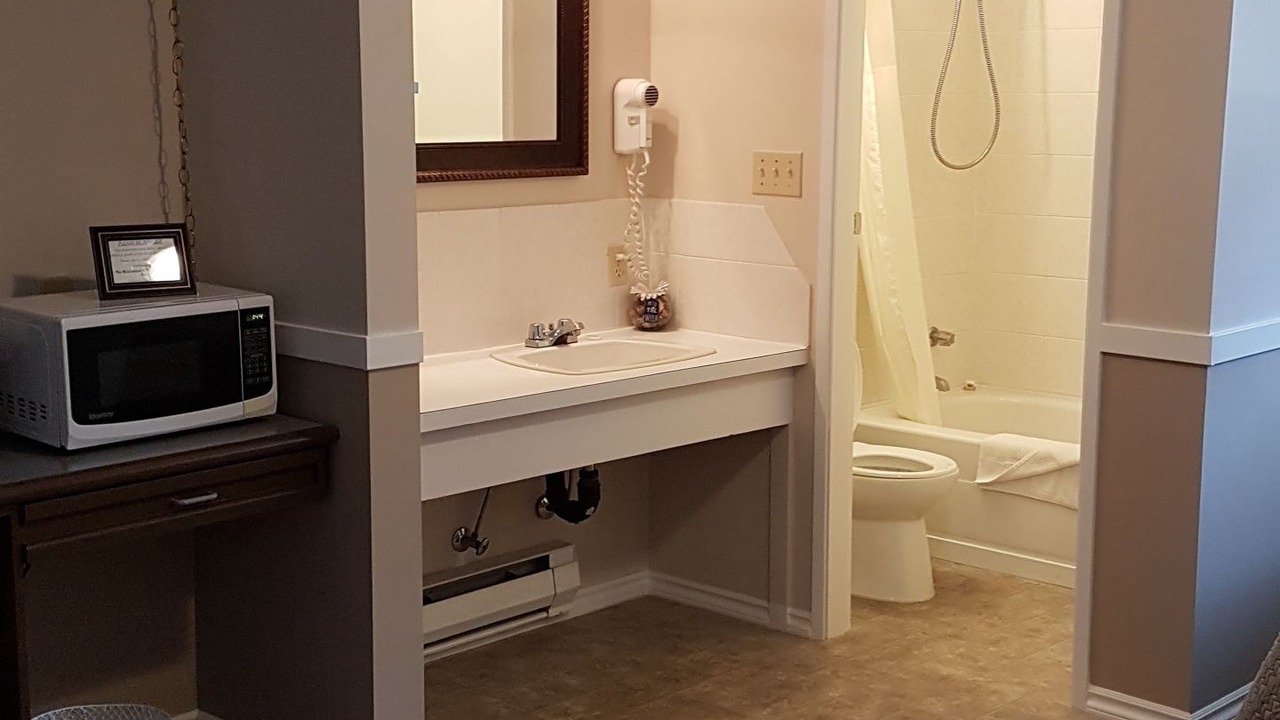 Photo of Bathroom in Little Fort