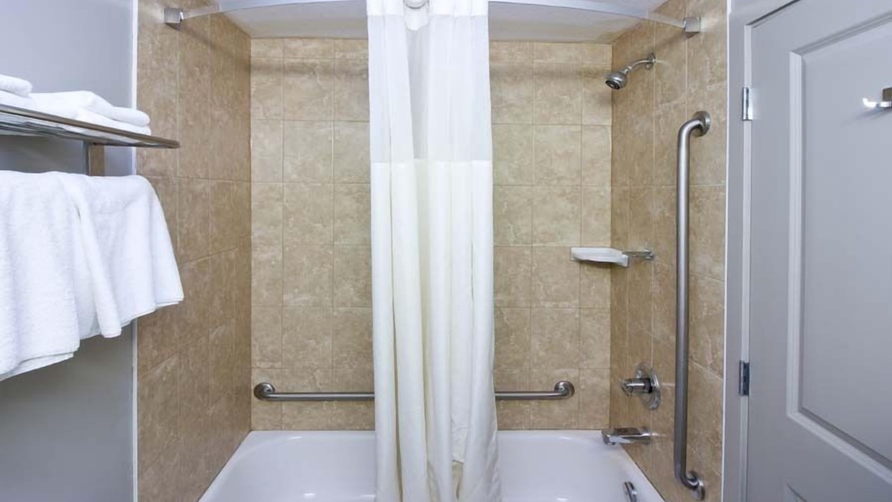 Photo of Bathroom in Kindersley