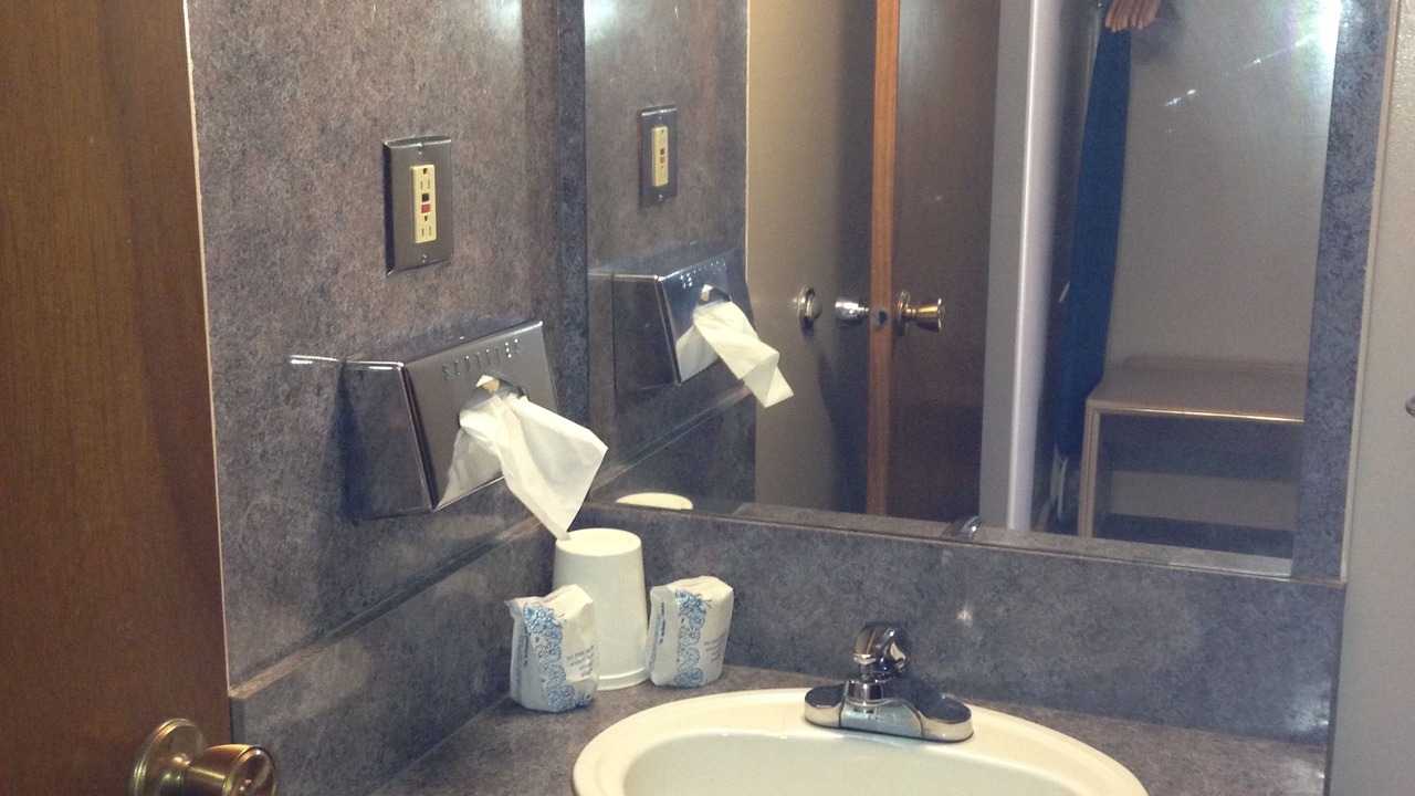 Photo of Bathroom in Valleyview