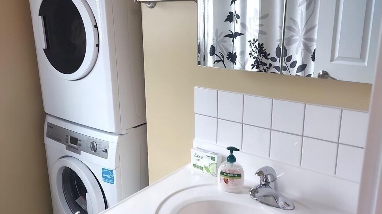 Photo of Bathroom in Okanagan-Similkameen