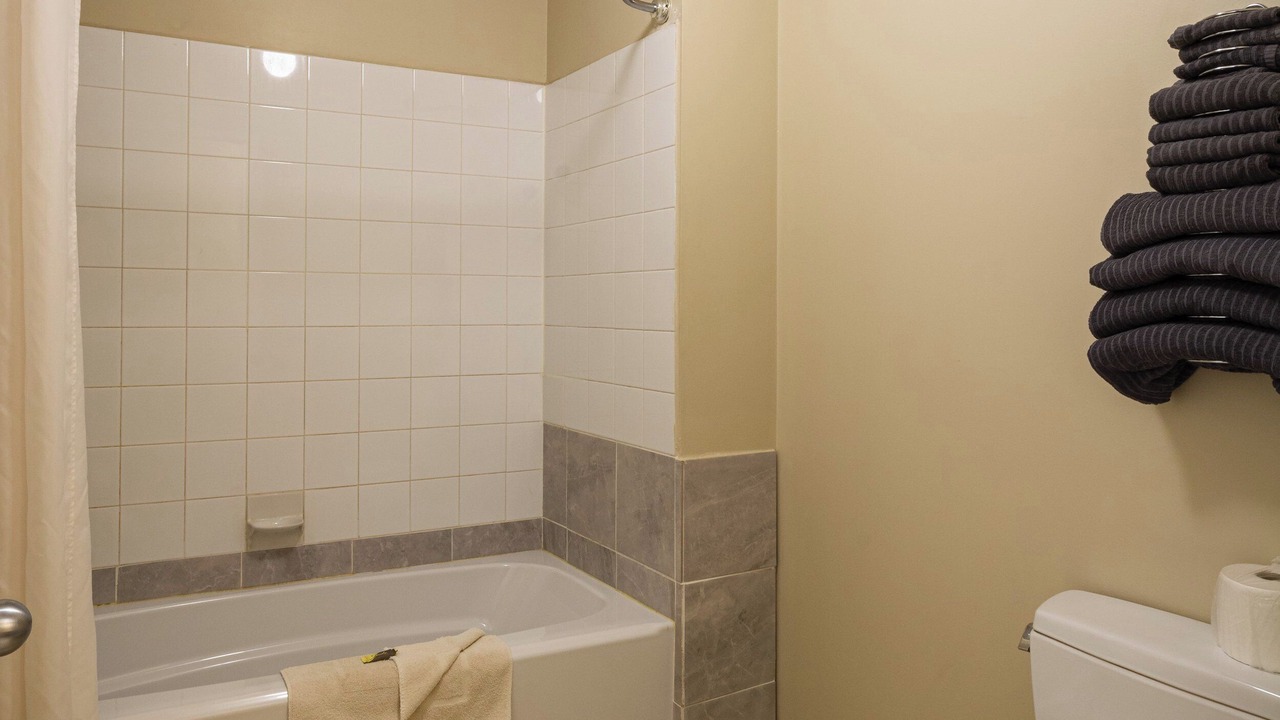 Photo of Bathroom in Sundre