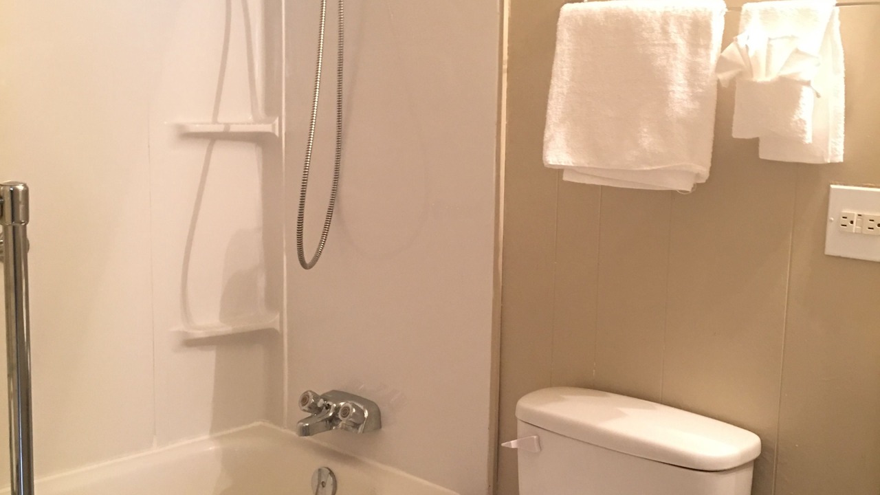 Photo of Bathroom in Innisfail