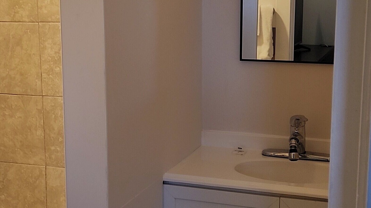 Photo of Bathroom in Kindersley