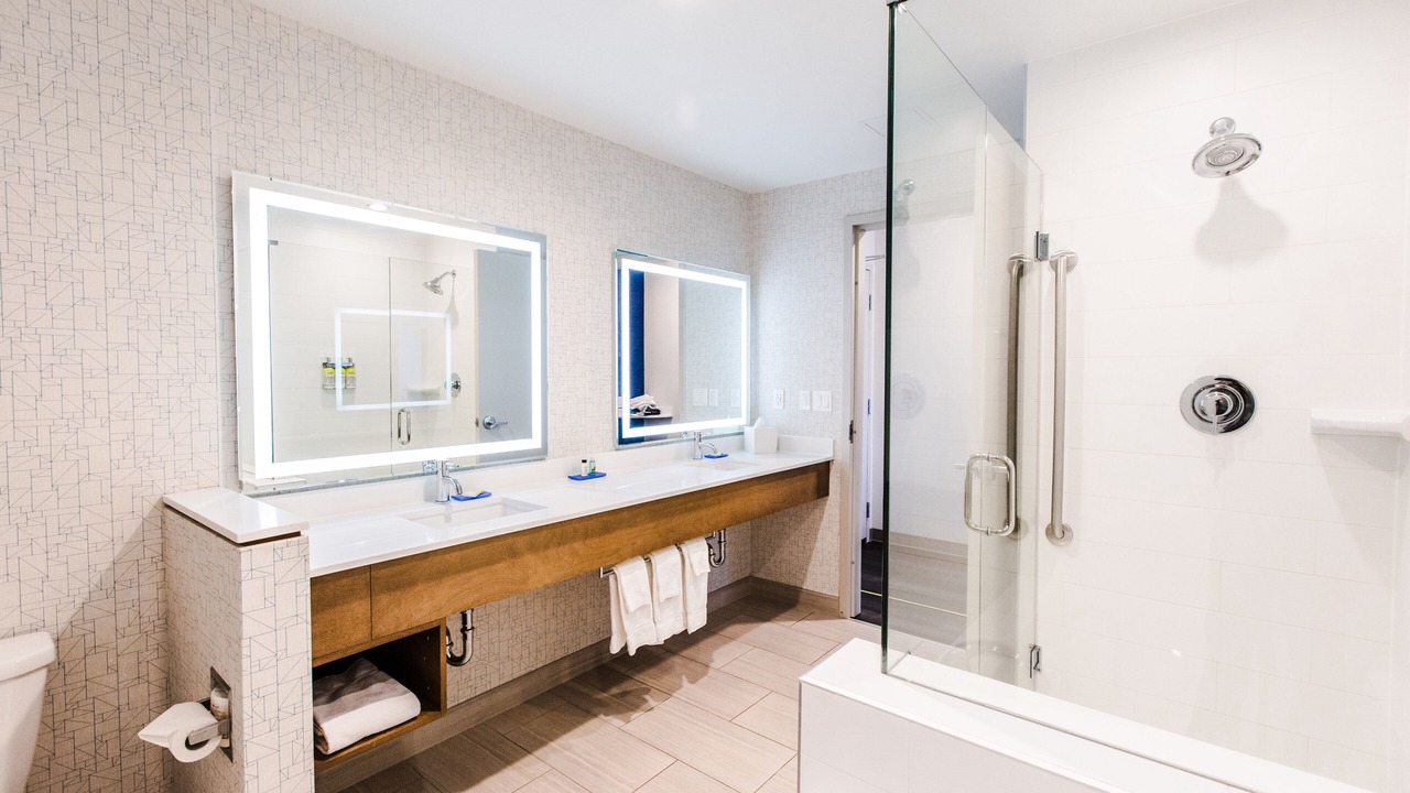 Photo of Bathroom in West Edmonton
