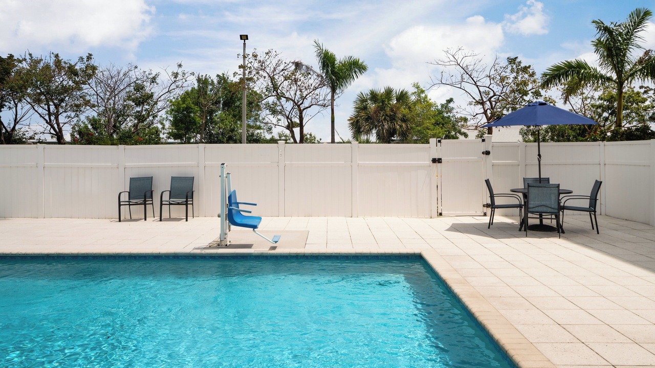 Photo of Outdoor in Boynton Beach
