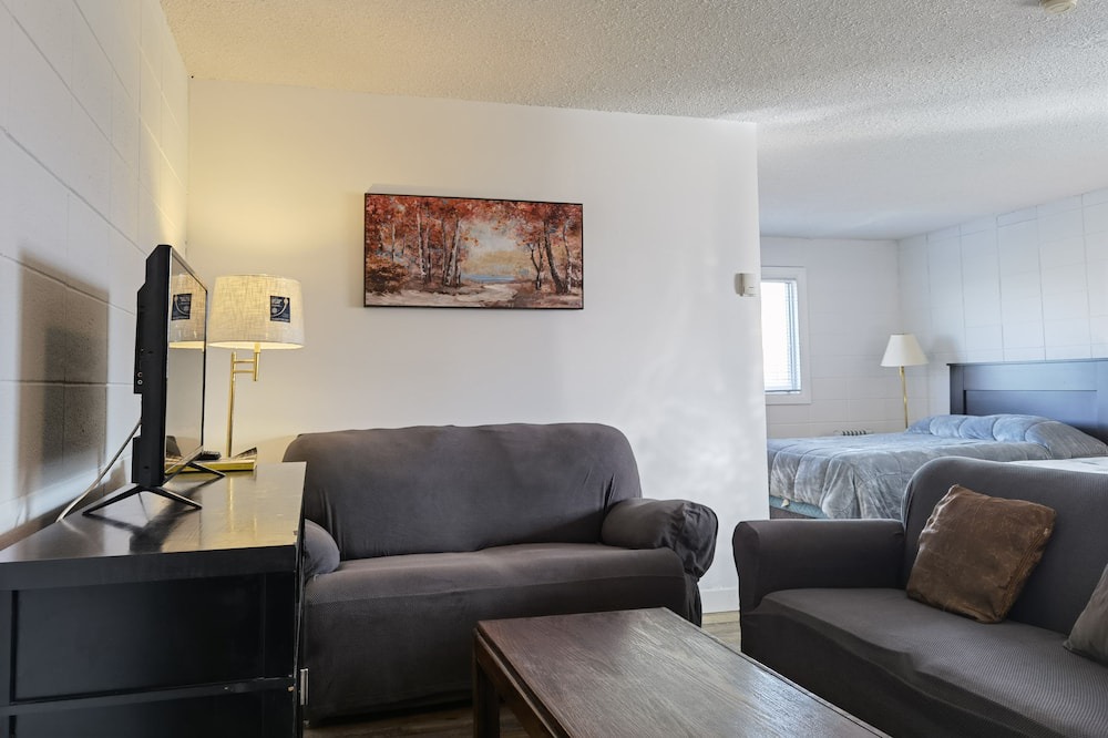 Photo of Livingroom in Entwistle