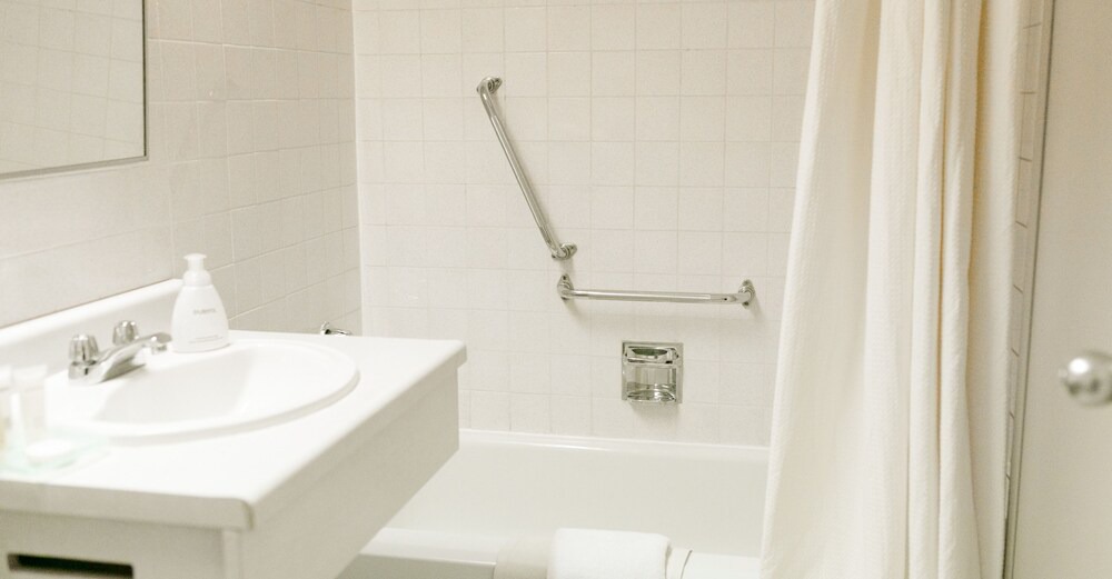 Photo of Bathroom in Flin Flon