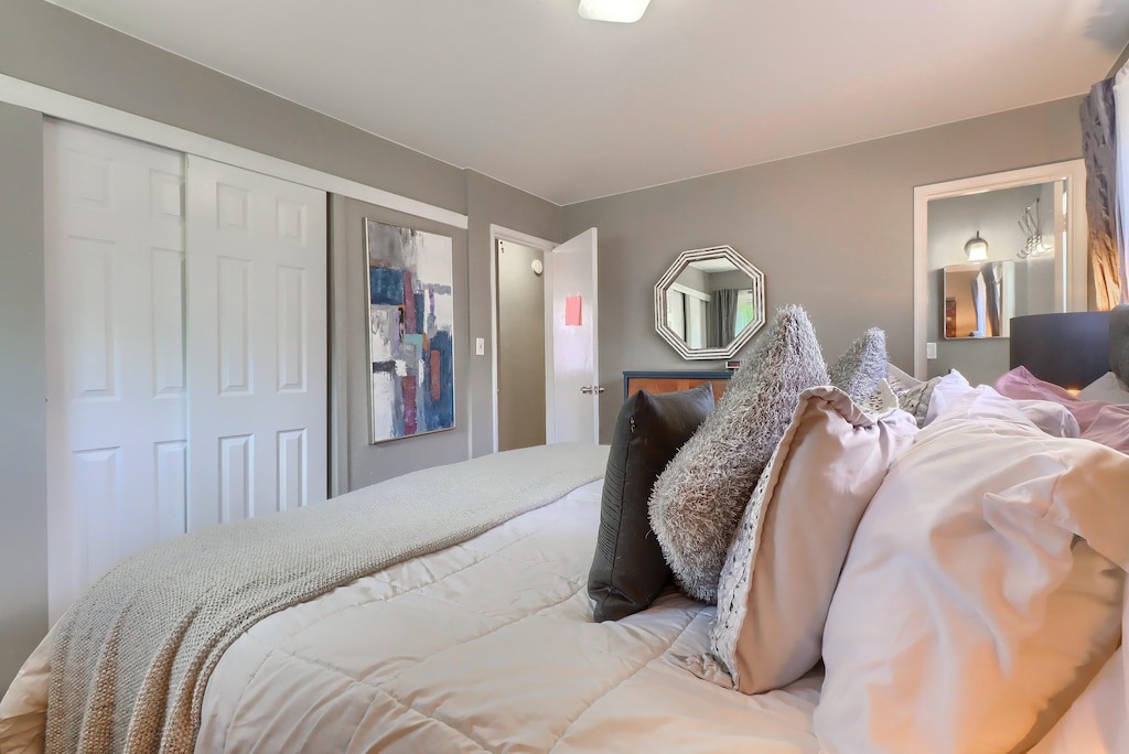 Photo of Bedroom in East Colfax
