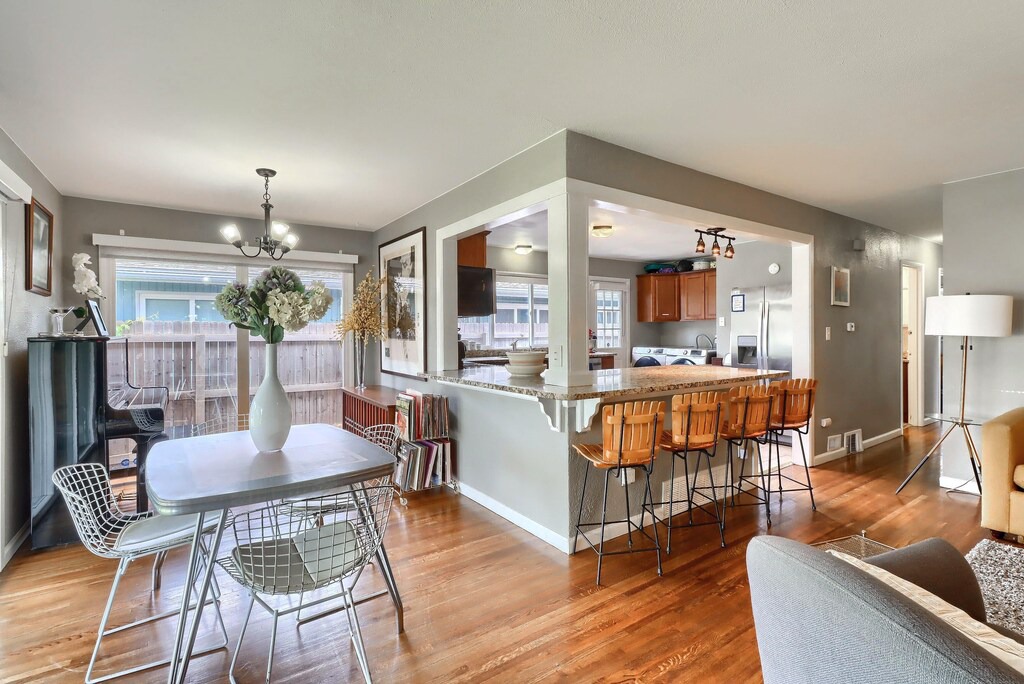Photo of Livingroom in East Colfax
