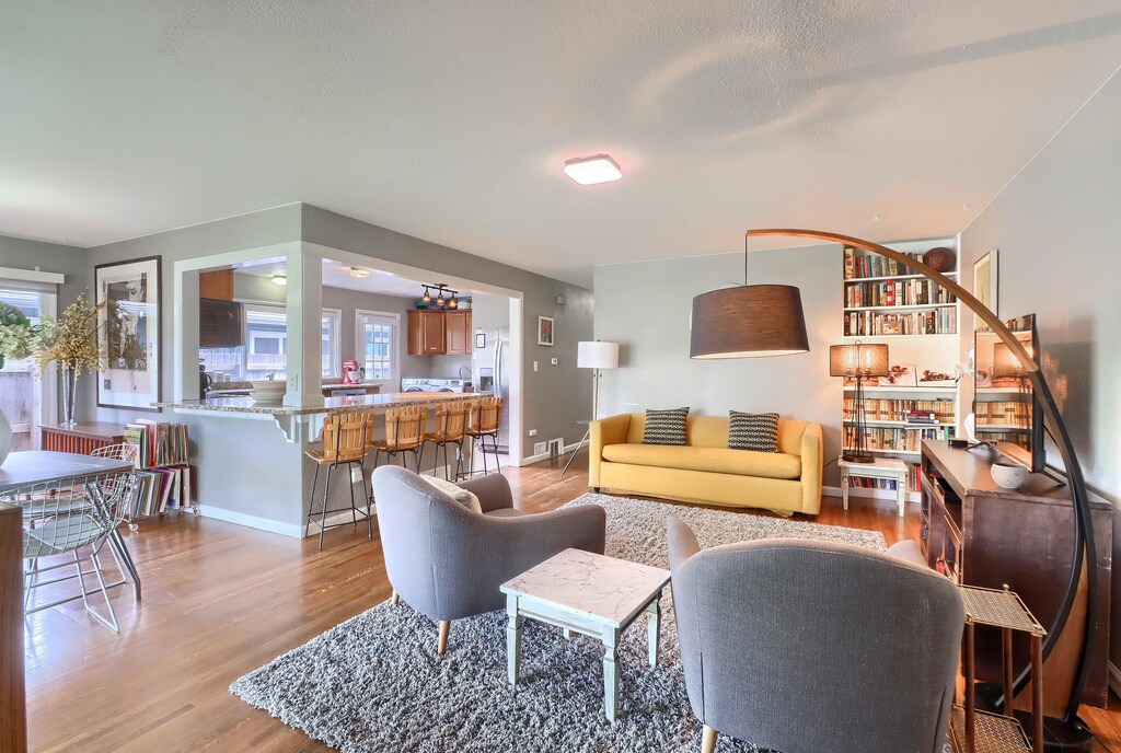 Photo of Livingroom in East Colfax
