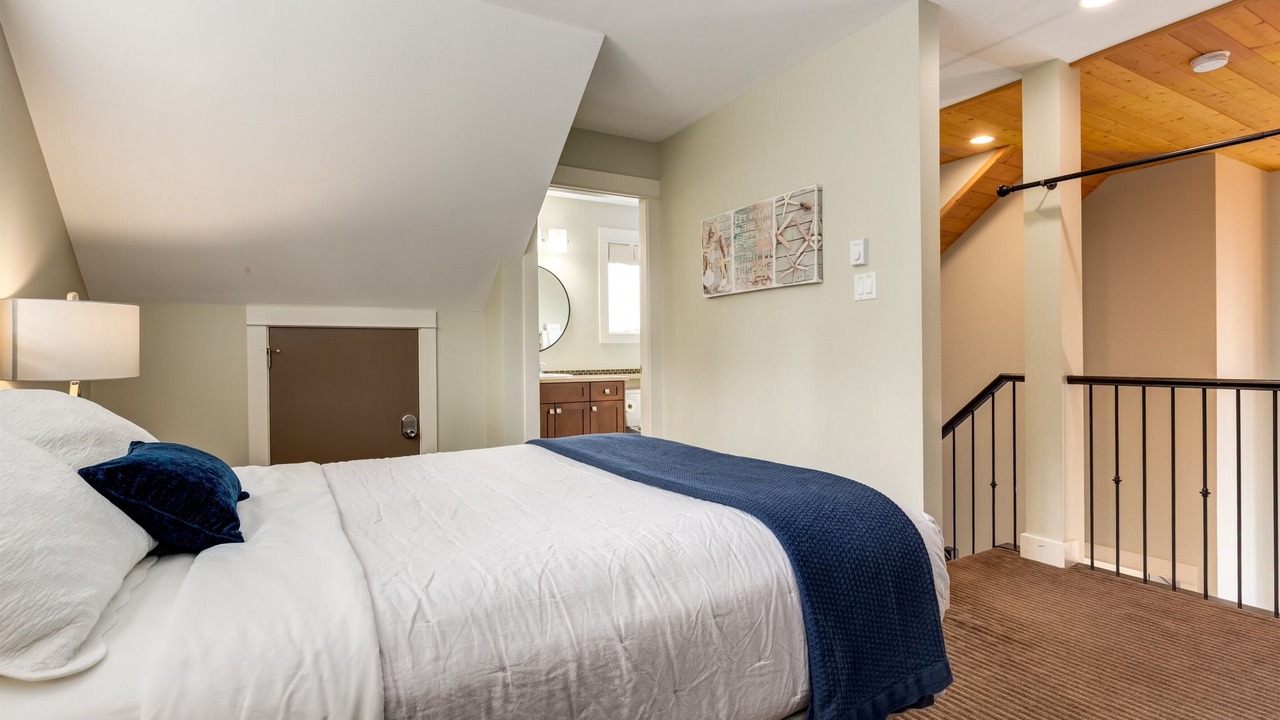 Photo of Bedroom in Regional District of Nanaimo